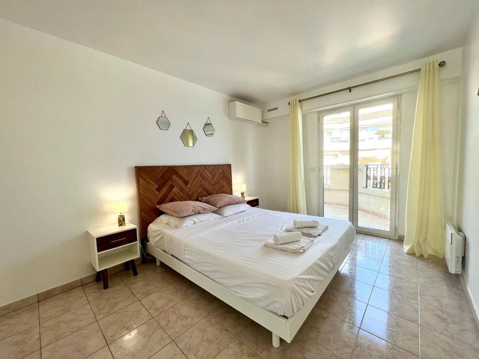 'Le Victoria Beach' Vue Mer Plein Centre, Spacieux Menton Kültér fotó
