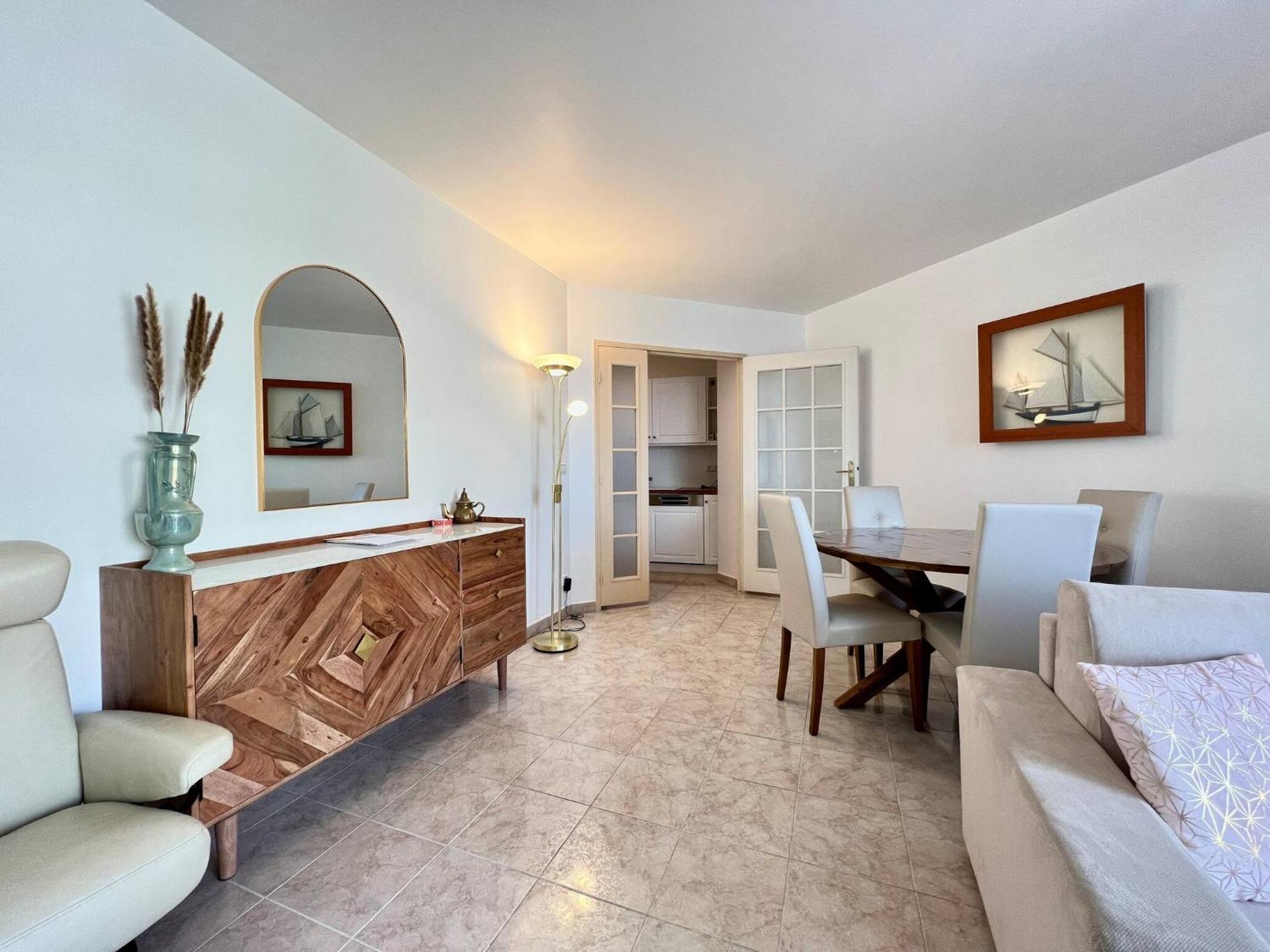 'Le Victoria Beach' Vue Mer Plein Centre, Spacieux Menton Kültér fotó